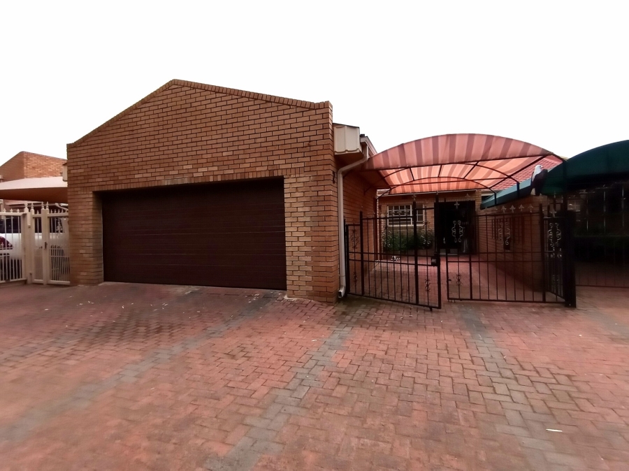 3 Bedroom Property for Sale in Parys Free State